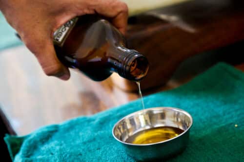Ayurvedic oil treatment at Barberyn